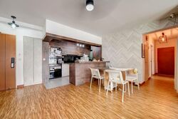 Blk 426A Floral Spring @ Yishun (Yishun), HDB 5 Rooms #595854501